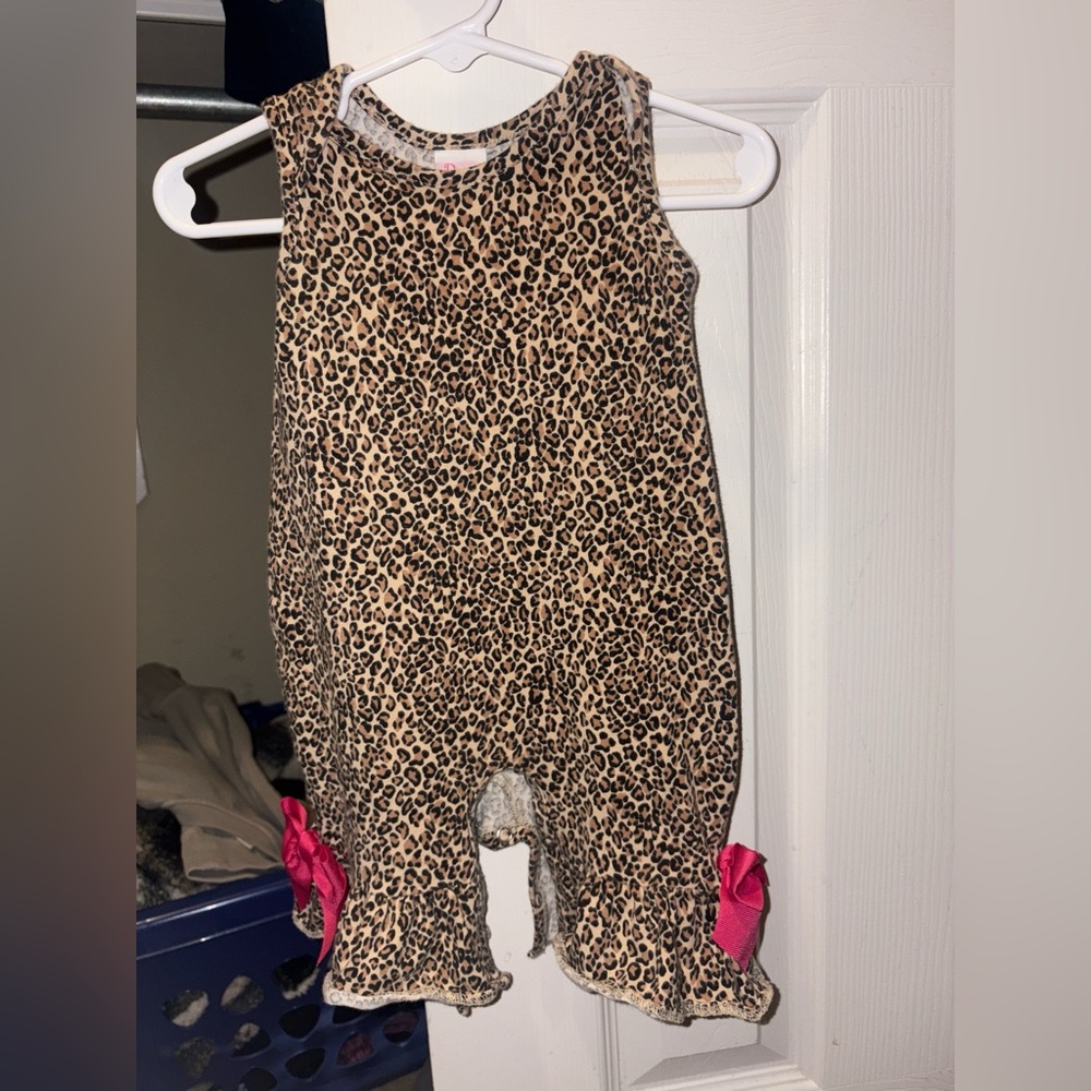 Leopard Print Sleeveless Kids Top with Pink Accents